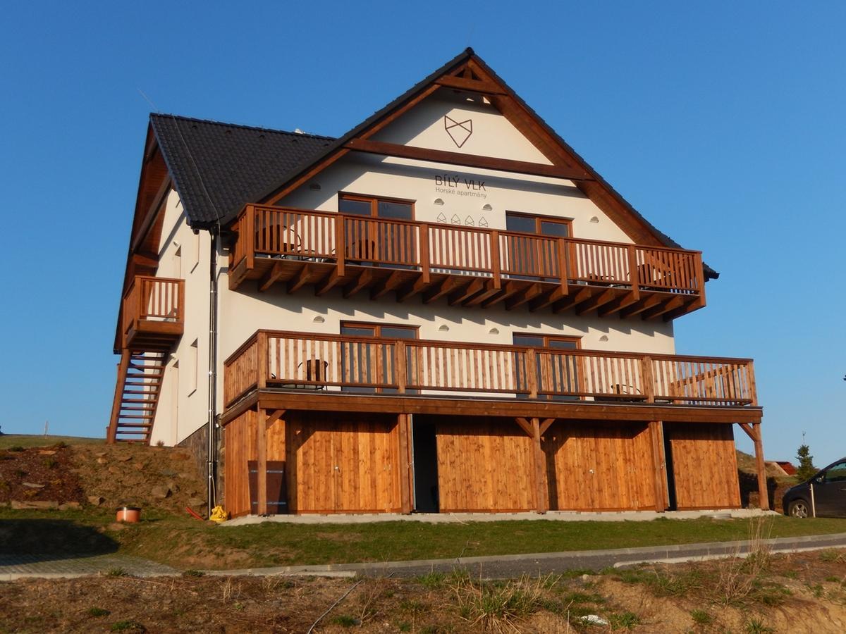 Vaclavov u Bruntalu Horske Apartmany Bily Vlk מראה חיצוני תמונה